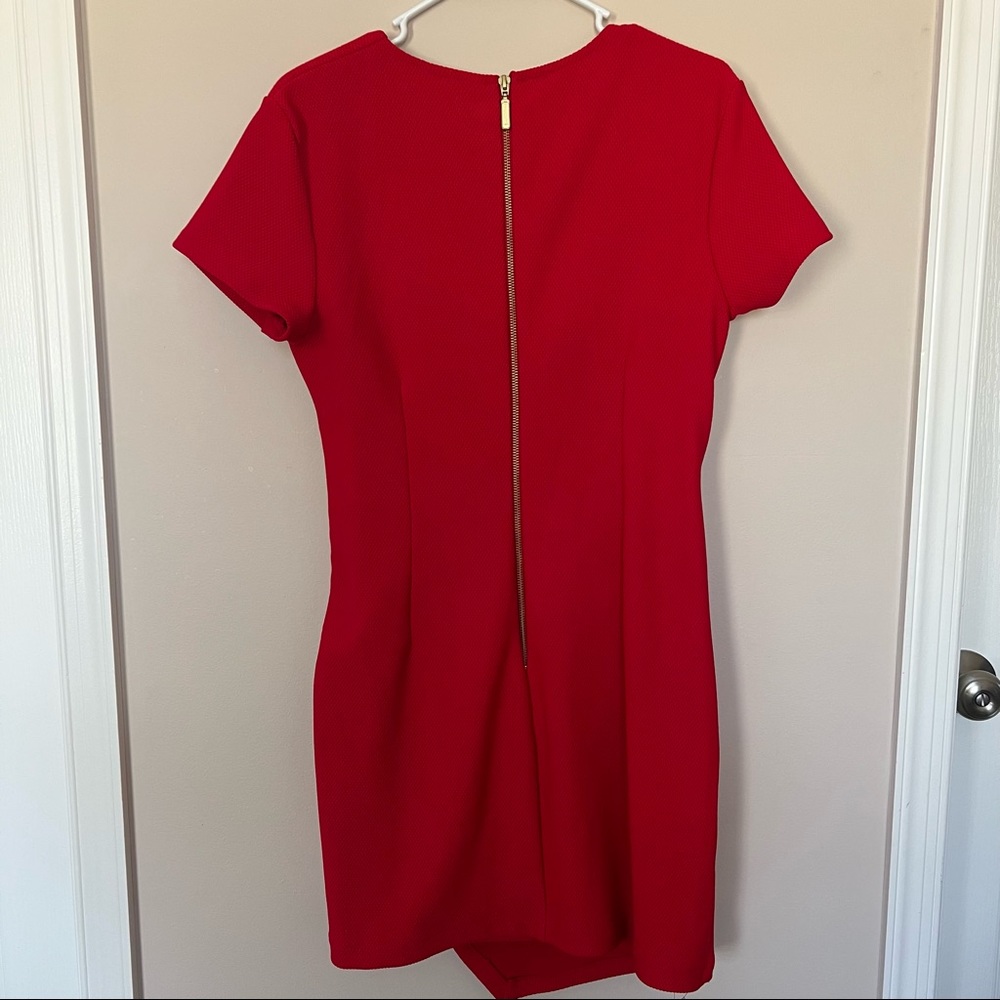 Red Dress - Picture 2 of 2
